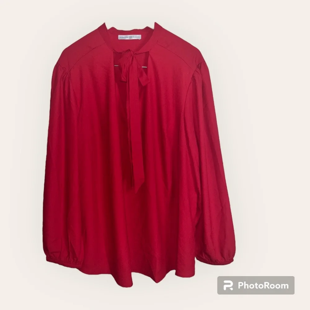 Red Signature Collection Blouse - Picture 1 of 5